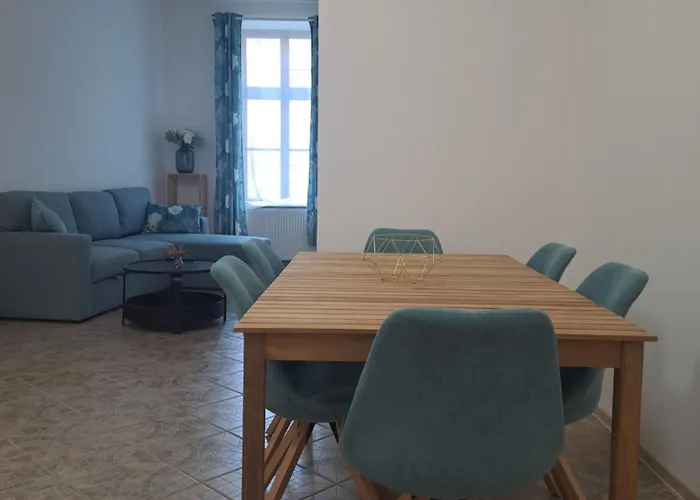 Stepankova 85 *
